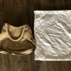 Marc by Marc Jacobs Classic Q 1050 Nude/Champagne